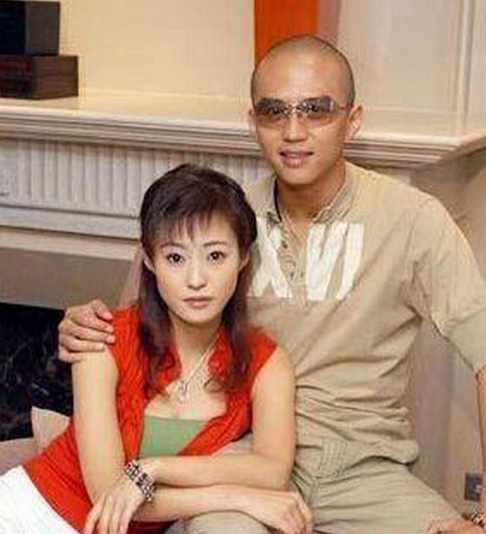 39岁郝蕾近照大曝光,与邓超有缘无分,二婚嫁刘烨生双胞胎儿子