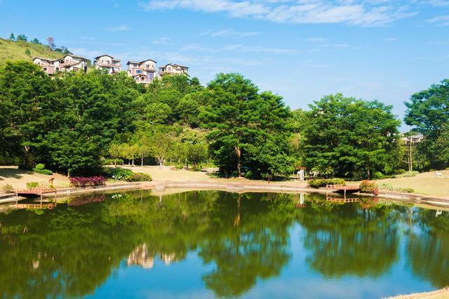 广东旅行该去哪？此景区有童话小镇的风景，赶紧去这里享受慢生活