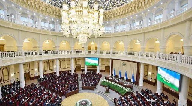 乌兹别克斯坦新政府获批 深化“内外改革”成高频词