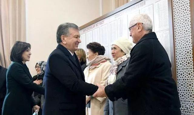 乌兹别克斯坦新政府获批 深化“内外改革”成高频词