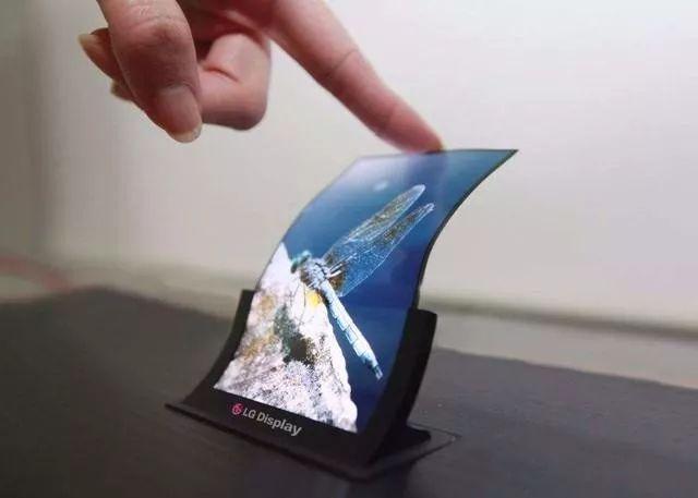 OLED成本接近LCD，将不再出现LCD面板智能手机？