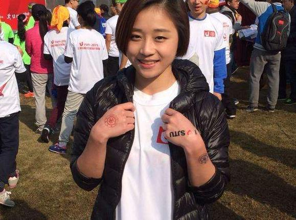 如今长大后变美,退役后选择到山区支教|眭禄|邓琳琳|支教_新浪新闻