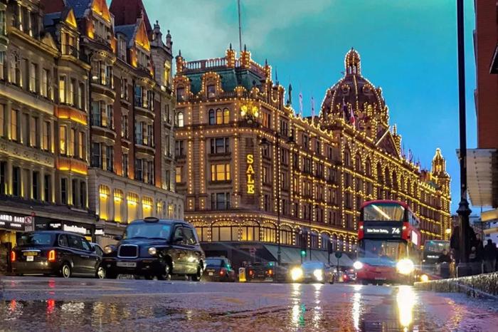 重磅！英国顶奢百货公司『Harrods』首家海外旗舰店今年入驻上海！