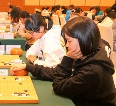 目前中国女子业余围棋谁更强——围棋冲段十小花