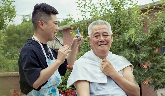 赵本山力捧、范伟搭戏，《刘老根3》药丸子却遭网友差评|刘老根3|丸子|小东北_新浪新闻