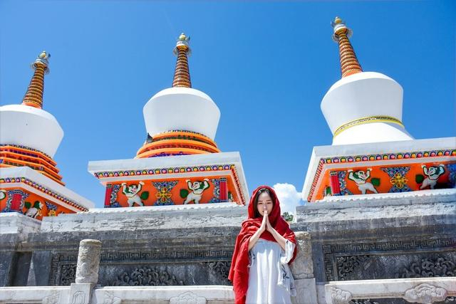 盘点中国10大求财最灵的寺庙,春节就去这些寺庙祈福吧|扎基寺_新浪新闻