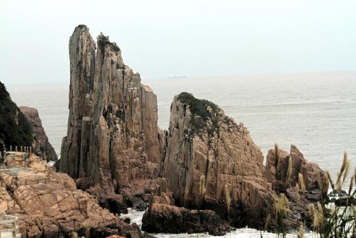 浙江台州椒江区唯一的镇，只能依靠“坐船”才能到达，保留原生态