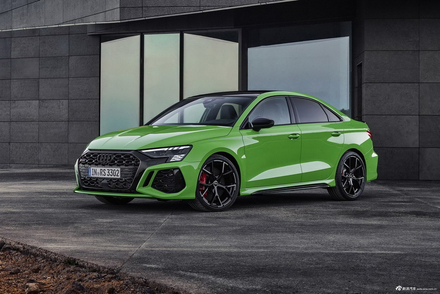 2022款奥迪RS 3 Sedan 欧洲版