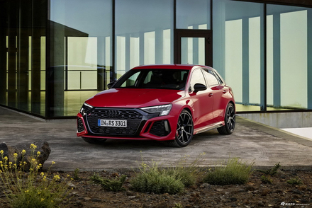 2022款奥迪RS 3 Sportback 欧洲版