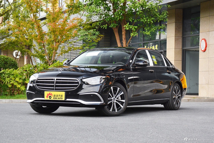 2022款奔驰E级 E 350 e L 插电式混合动力轿车