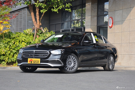2022款奔驰E级 改款 E 300 L 豪华型