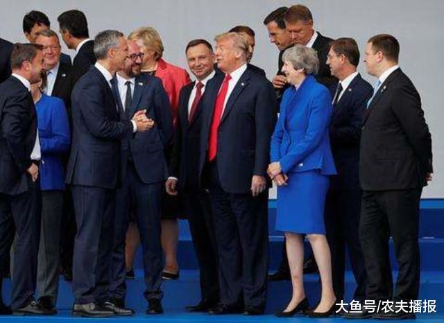 为何跟着美国的盟友都富了, 跟着俄罗斯的盟友却一个比一个穷?|盟友|俄罗斯|苏联_新浪新闻