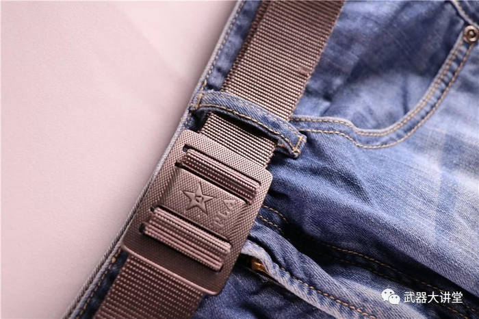 迈腾仪表故障灯全亮 汽车故障灯同时亮了是怎么回事