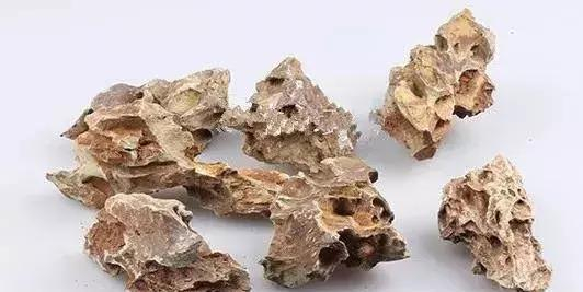 鱼缸造景的这26种宝石，你见过几种？