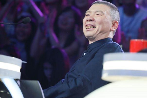 冯小刚最钟情的不是范冰冰,而是刚满17岁的她,网友:求你放过她