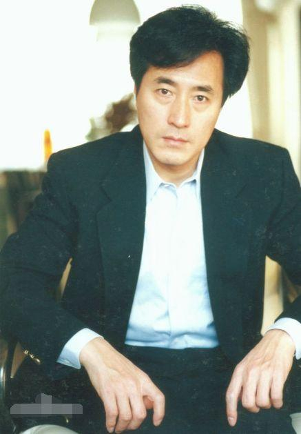低调多年,杨玏家世背景大揭秘,网友:难怪都说米露高攀了|杨玏|米露|家世|低调|赵川_新浪新闻