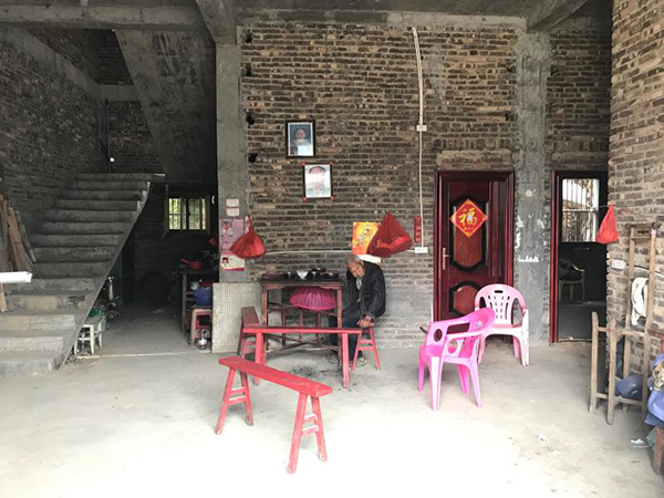 吴谢宇老家位于莆田市度尾镇潭边社区。于亚妮 图