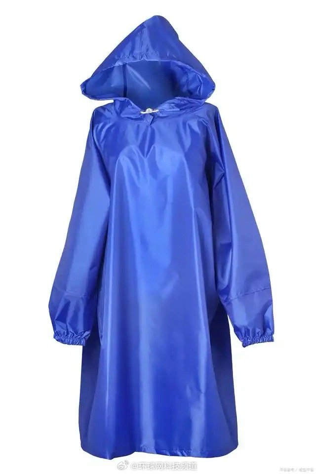 雨衣上的帽子究竟是谁设计的
