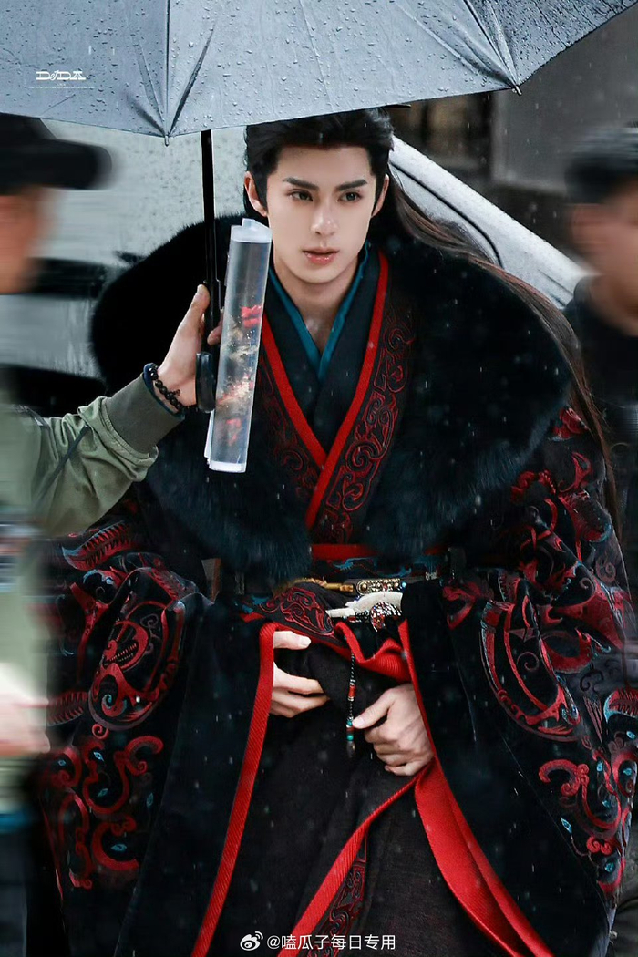 王鹤棣新剧《将门独后》首波妆造路透曝光|定妆照|定妆|将门毒后_新浪娱乐_新浪新闻