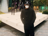 The Weeknd现身东京涩谷参观中村哲也雕塑展