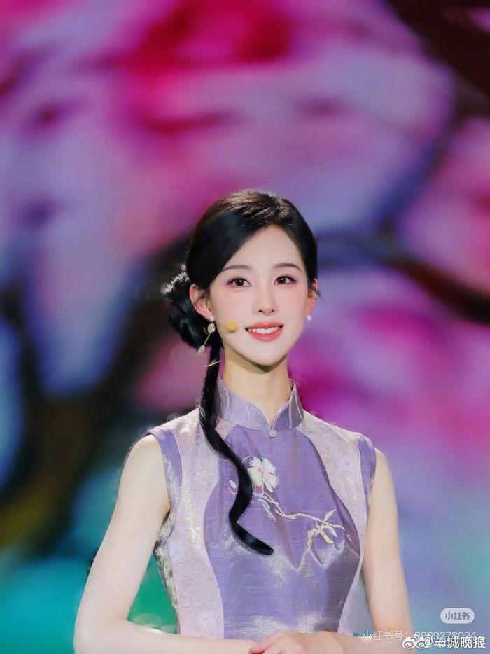 众星新中式造型诠释东方美学,任敏白鹿王楚然等演绎雅致风韵|李小冉|杨幂|李一桐|王承渲|陈都灵_新浪新闻