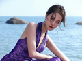 杨紫等众星演绎紫色风采，谁是你心中的最佳