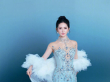谢娜化身艾莎亮相乘风舞台,造型气质惊艳全场