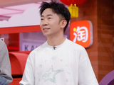 杨迪丁程鑫敖子逸同框跳手势舞默契十足