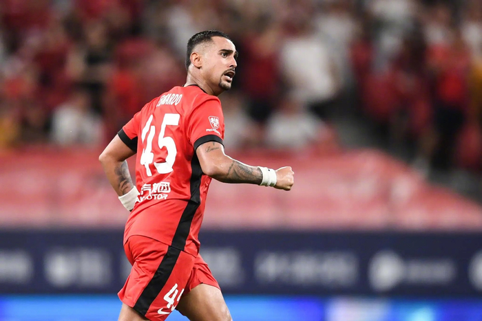 莱昂纳多两场五球助海港登顶中超