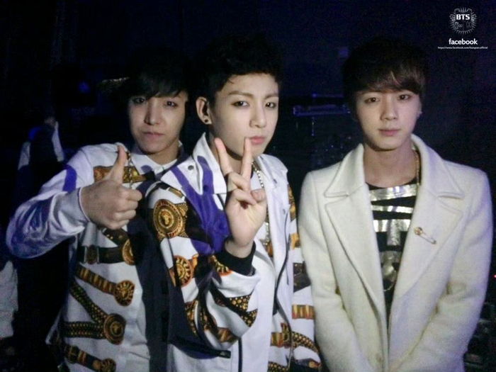 怎么下载facebook