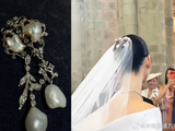 奚梦瑶佩戴婆婆珍珠发夹显贵气