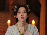 片场随手拍展现孟孟绝美氛围感