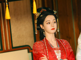 迪丽热巴发布世间色彩主题内容