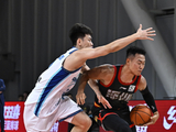 深圳男篮77比89不敌青岛男篮，精彩瞬间组图