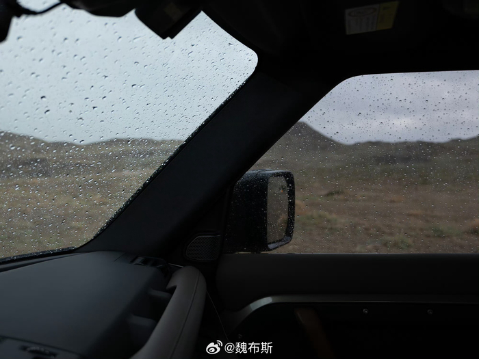网友自嘲长久开车坐得住属小众