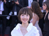 陈鲁豫亮相戛纳电影节《因果报应》首映红毯