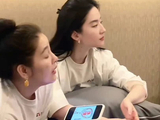 刘亦菲北电同学聚会现场落泪