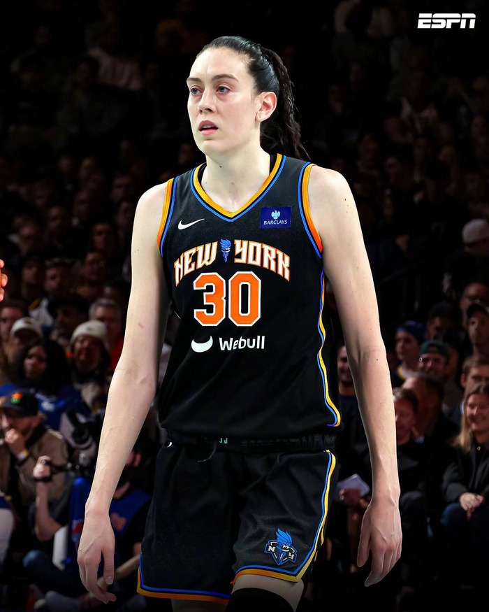 WNBA球衣融入同城NBA球队元素_新浪新闻