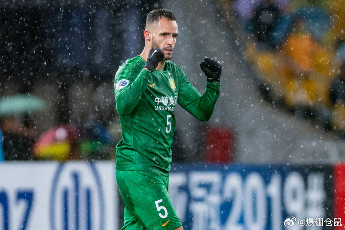 37岁奥古斯托宣布退役，曾效力国安152场贡献40球45助