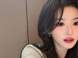 孔雪儿生日直播与粉丝同庆
