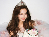Angelababy发布37岁生日大片，灵动耀眼