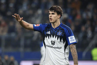 巴萨瞄准巴斯托尼、武斯科维奇，续约滕森提上日程