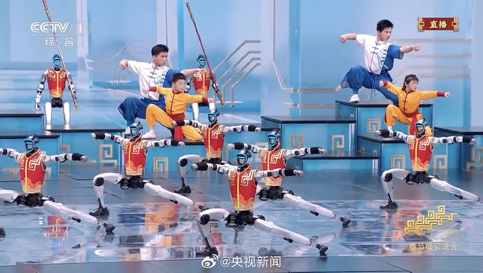 中国机器人亮相春晚,宇树科技展示武BOT技术__财经头条__新浪财经