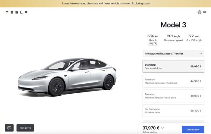 特斯拉Model 3欧版新增FM收音机__财经头条__新浪财经