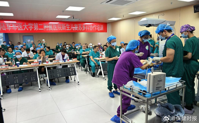 新桥医院多学科协作演练新生儿抢救