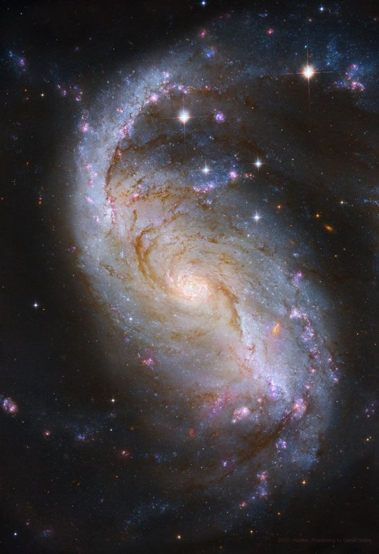 ngc 1672: 哈伯望远镜拍摄的棒旋星系