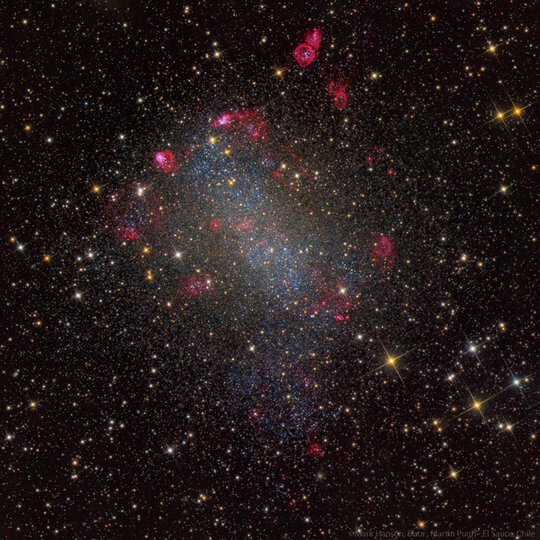 ngc 6822: 巴纳德星系