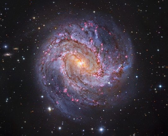 m83:千红宝石星系|星系|恒星|nasa_新浪新闻