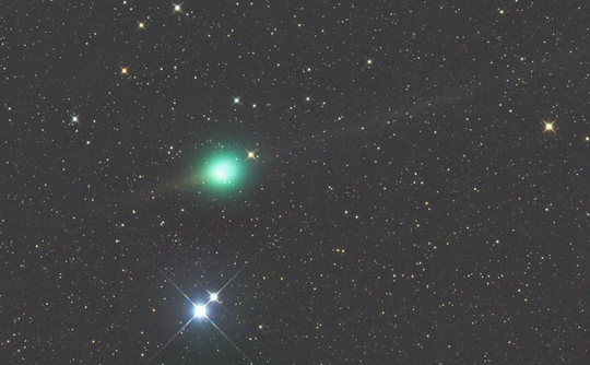 氐宿四,唯一一颗肉眼可见的绿色恒星,它真的是绿色的吗?