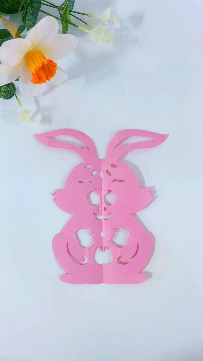 剪纸小白兔的制作过程图片